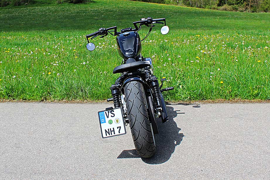 Harley-Davidson Sportster 883 Bobber Custom Umbau